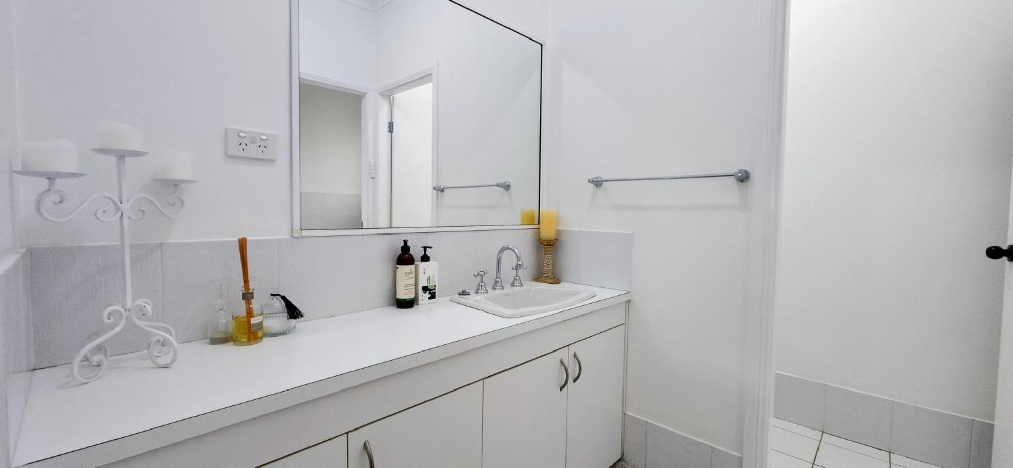 270 On Church - Entire Villa With Spacious Alfresco Area Apartment Mudgee